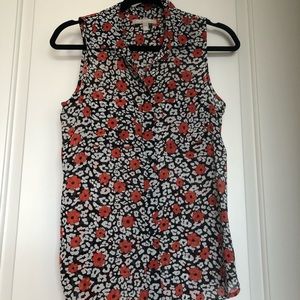 Sleeveless blouse